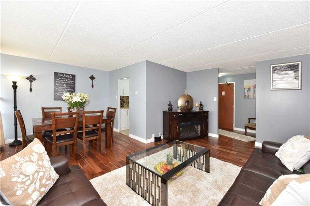 1002 - 2 Glamorgan Ave, Condo with 2 bedrooms, 1 bathrooms and 1 parking in Toronto ON | Image 8