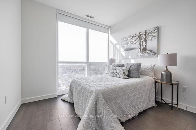 2506 - 85 Mcmahon Dr, Condo with 2 bedrooms, 2 bathrooms and 1 parking in Toronto ON | Image 4