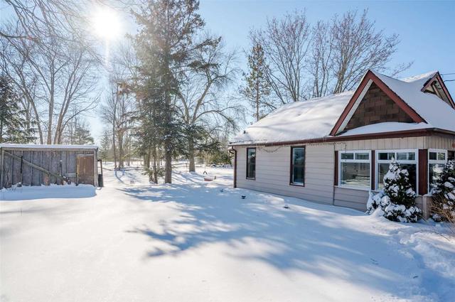 46 Mary St W, House detached with 2 bedrooms, 1 bathrooms and 4 parking in Kawartha Lakes ON | Image 19