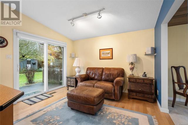 57 Cilaire Dr, House detached with 2 bedrooms, 2 bathrooms and 2 parking in Nanaimo BC | Image 15