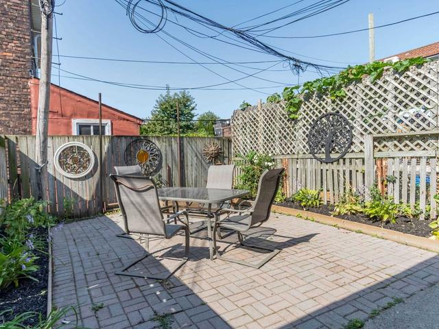 704 Dufferin St, House semidetached with 4 bedrooms, 4 bathrooms and 0 parking in Toronto ON | Image 29
