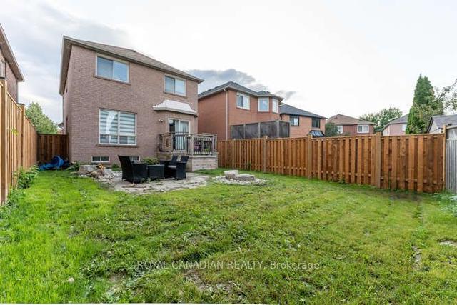 34 Forestgrove Circ, House detached with 3 bedrooms, 3 bathrooms and 5.5 parking in Brampton ON | Image 32