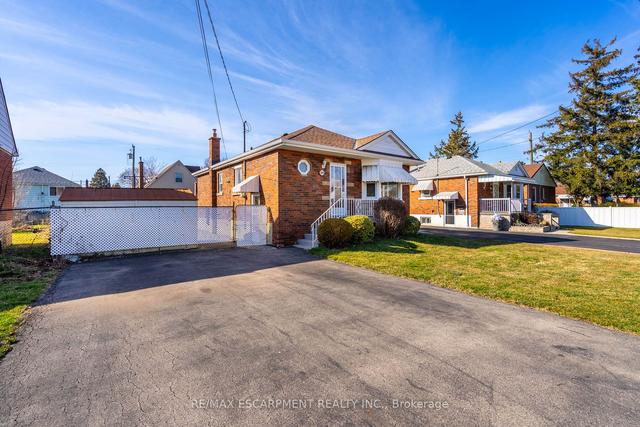 208 East 32nd St, House detached with 3 bedrooms, 2 bathrooms and 4 parking in Hamilton ON | Image 12