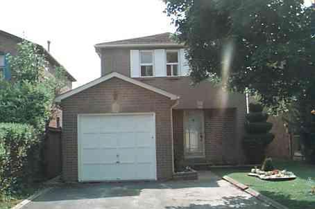 99 Radford Dr, House detached with 3 bedrooms, 2 bathrooms and 4 parking in Ajax ON | Image 1