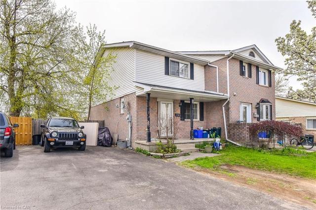 35 Harmony Court, House semidetached with 3 bedrooms, 1 bathrooms and null parking in Cambridge ON | Image 3