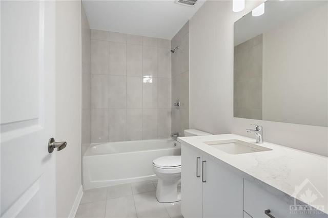 438 Fleet Canuck Private, Townhouse with 3 bedrooms, 3 bathrooms and 2 parking in Ottawa ON | Image 23