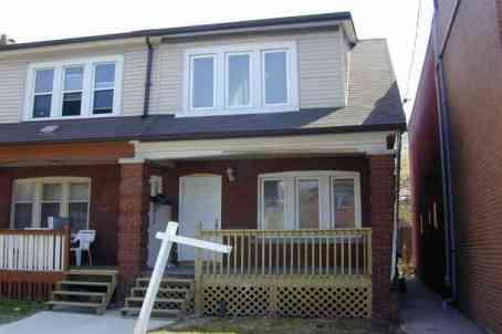 865 Broadview Ave, House semidetached with 2 bedrooms, 3 bathrooms and 2 parking in Toronto ON | Image 1