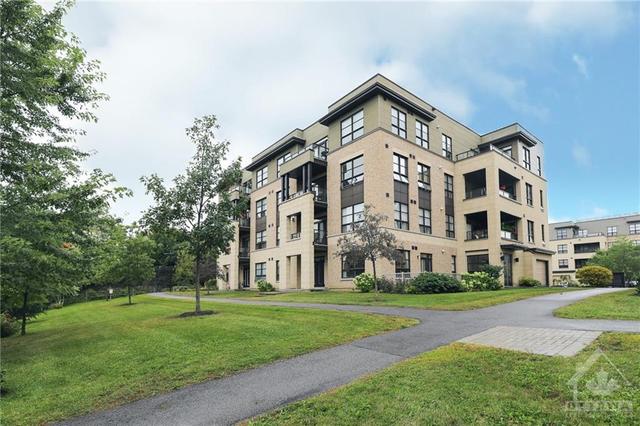304 - 140 Montblanc Private, Condo with 2 bedrooms, 2 bathrooms and 1 parking in Ottawa ON | Image 1