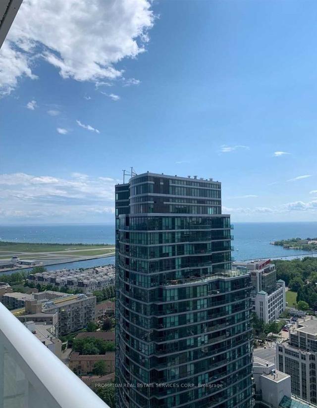 3701 - 19 Bathurst St, Condo with 1 bedrooms, 1 bathrooms and 1 parking in Toronto ON | Image 9