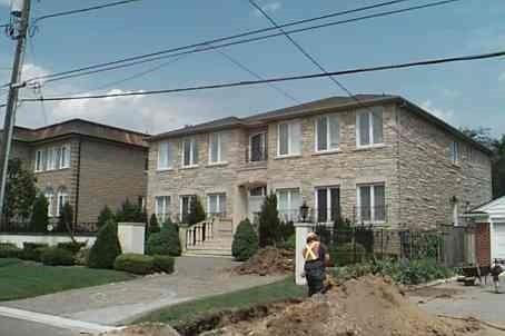 61 Arjay Cres, House detached with 4 bedrooms, 6 bathrooms and 3 parking in Toronto ON | Image 1