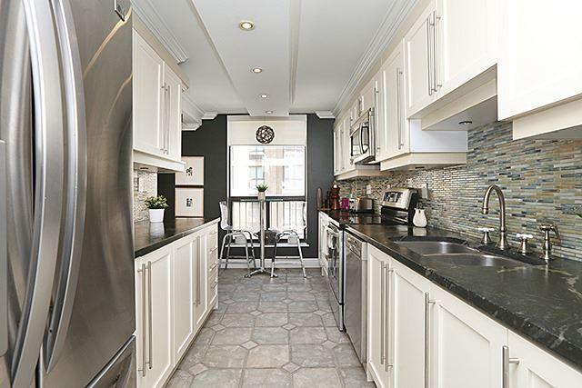 404 - 30 Church St E, Condo with 3 bedrooms, 3 bathrooms and 1 parking in Toronto ON | Image 11