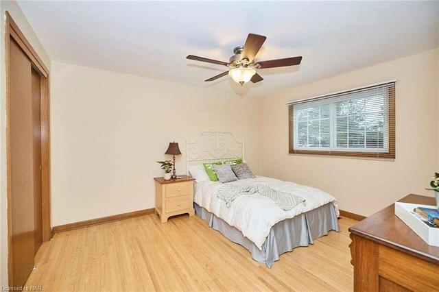 1366 Haist St, House detached with 3 bedrooms, 1 bathrooms and 6 parking in Pelham ON | Image 9