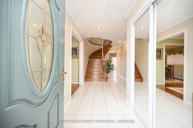 5205 Buttermill Crt, House detached with 4 bedrooms, 3 bathrooms and 4 parking in Mississauga ON | Image 31