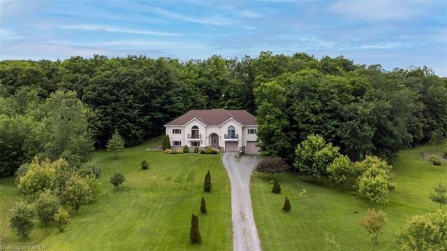 27 Collins Drive, House detached with 4 bedrooms, 3 bathrooms and 12 parking in South Frontenac ON | Image 1