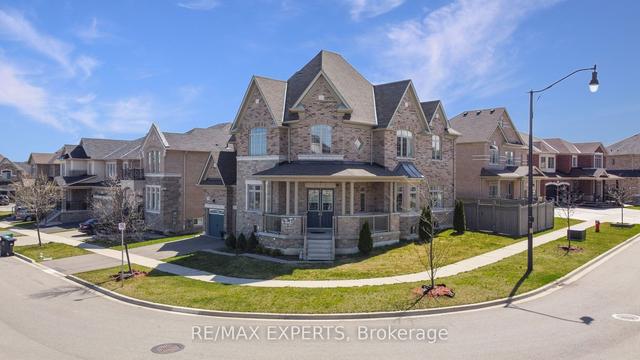 8 Observatory Cres, House detached with 4 bedrooms, 5 bathrooms and 4 parking in Brampton ON | Image 34