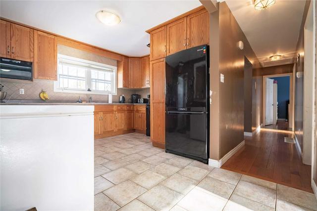 36 Freeman Ave, House detached with 2 bedrooms, 1 bathrooms and 3 parking in Guelph ON | Image 13