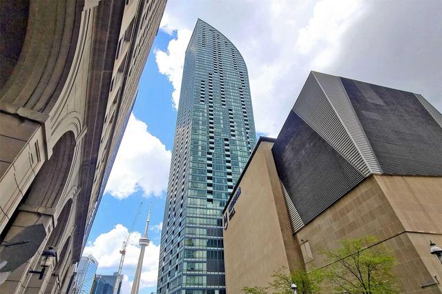 1407 - 8 The Esplande Ave, Condo with 1 bedrooms, 1 bathrooms and 0 parking in Toronto ON | Image 12
