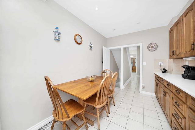 12 Peel Ave, House attached with 3 bedrooms, 2 bathrooms and 1 parking in Toronto ON | Image 2