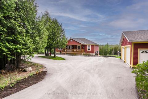 495190 Traverston Rd, West Grey, ON, N0C1H0 | Card Image