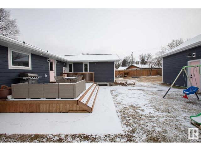 8803 65 Av Nw, House detached with 4 bedrooms, 3 bathrooms and 6 parking in Edmonton AB | Image 46