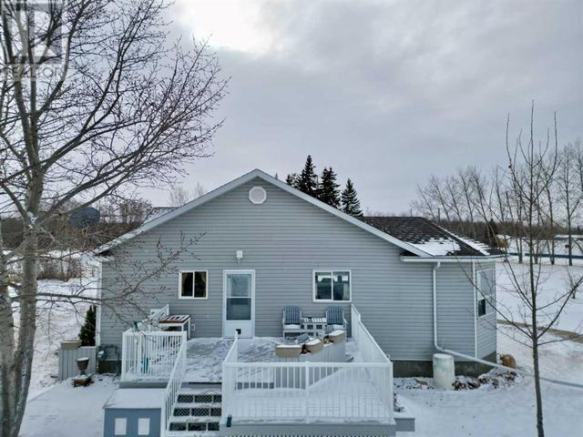 4702 50 Avenue, House detached with 3 bedrooms, 2 bathrooms and 6 parking in Smoky River No. 130 AB | Image 30