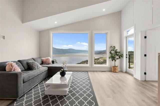 1806 Grey Owl Court, House detached with 4 bedrooms, 3 bathrooms and 3 parking in Kelowna BC | Image 14