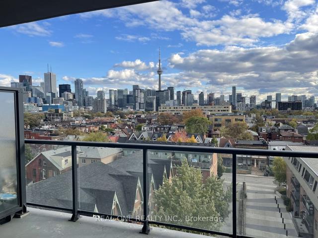710 - 297 College St, Condo with 2 bedrooms, 2 bathrooms and 0 parking in Toronto ON | Image 8
