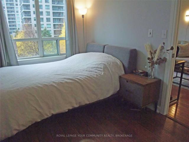 307 - 16 Harrison Garden Blvd, Condo with 1 bedrooms, 1 bathrooms and 1 parking in Toronto ON | Image 3
