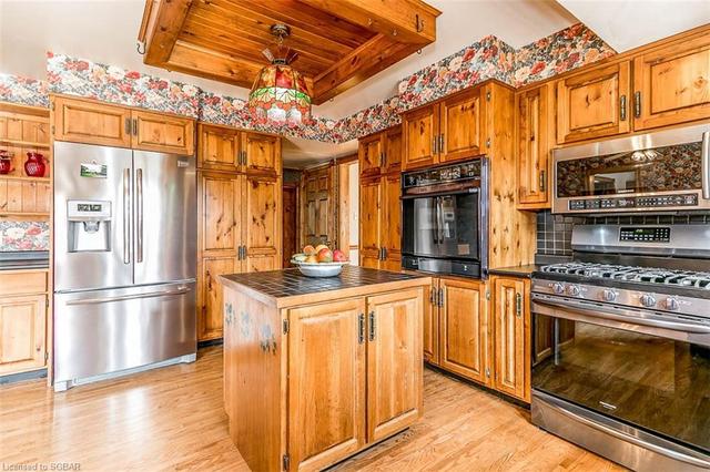 7449 Nottawa Sideroad E, House detached with 4 bedrooms, 2 bathrooms and null parking in Clearview ON | Image 14