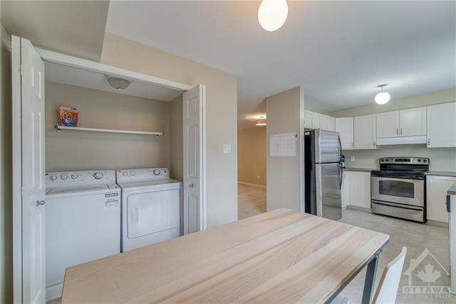 317 Galston Private, House attached with 2 bedrooms, 2 bathrooms and 1 parking in Ottawa ON | Image 10