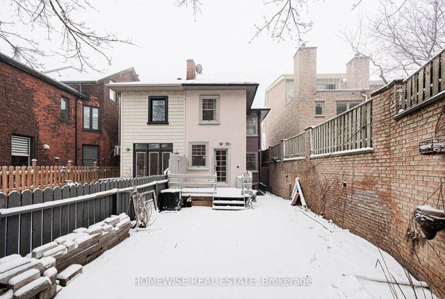 102 Shaftesbury Ave, House semidetached with 3 bedrooms, 3 bathrooms and 0 parking in Toronto ON | Image 15
