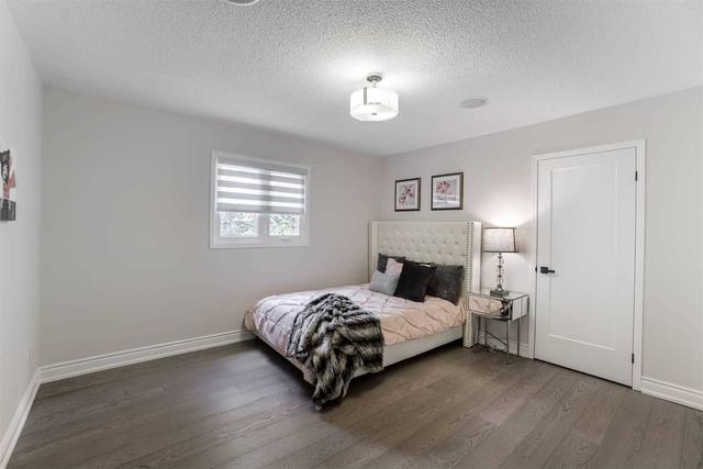 3318 Huxley Dr, House detached with 4 bedrooms, 4 bathrooms and 6 parking in Mississauga ON | Image 17