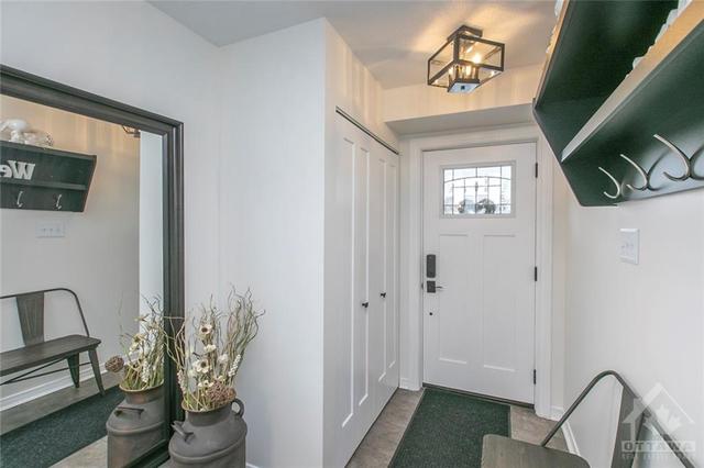 529 Simran Private, Townhouse with 2 bedrooms, 3 bathrooms and 2 parking in Ottawa ON | Image 4