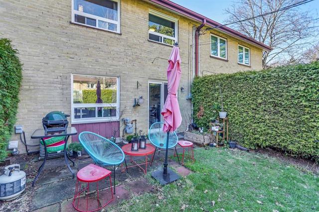 6 Broadpath Rd, Townhouse with 3 bedrooms, 2 bathrooms and 1 parking in Toronto ON | Image 22
