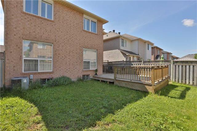 1250 Glenrose Cres, House detached with 3 bedrooms, 2 bathrooms and 3 parking in Oakville ON | Image 18