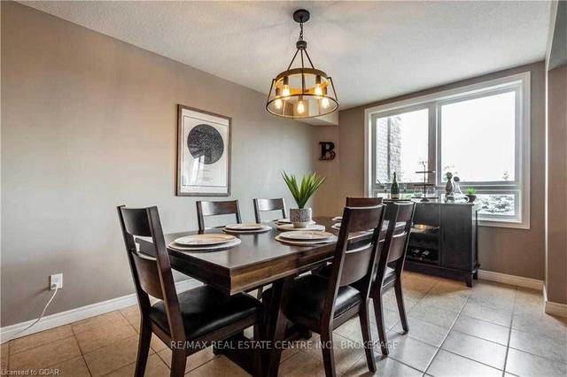 202 - 904 Paisley Rd, Townhouse with 2 bedrooms, 2 bathrooms and 1 parking in Guelph ON | Image 5