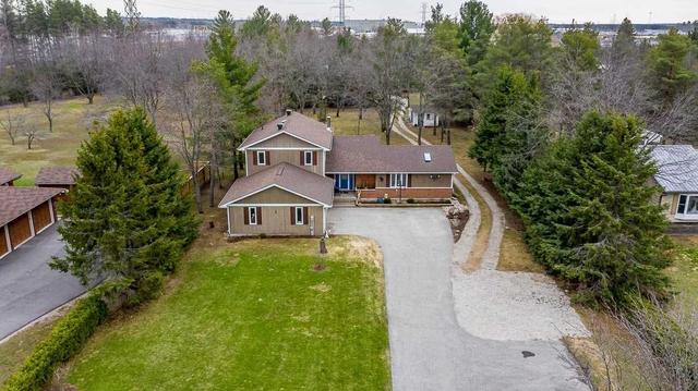 2423 Sunnidale Rd, House detached with 6 bedrooms, 3 bathrooms and 12 parking in Springwater ON | Image 35