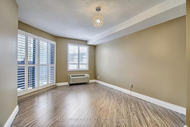 310 - 155 Main St N, Condo with 1 bedrooms, 1 bathrooms and 1 parking in Newmarket ON | Image 9