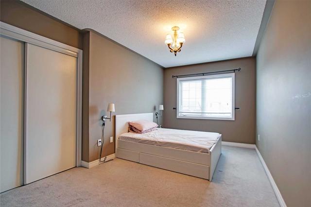 2449 Bur Oak Ave, House attached with 2 bedrooms, 3 bathrooms and 5 parking in Markham ON | Image 11