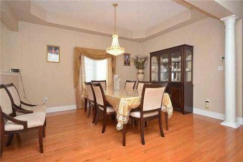 25 Hugo Rd, House detached with 3 bedrooms, 3 bathrooms and 2 parking in Brampton ON | Image 5