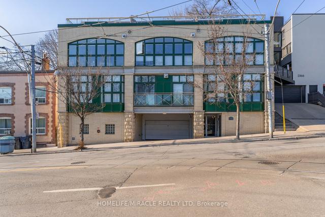 4 - 2362 Queen St E, Condo with 2 bedrooms, 2 bathrooms and 1 parking in Toronto ON | Image 12