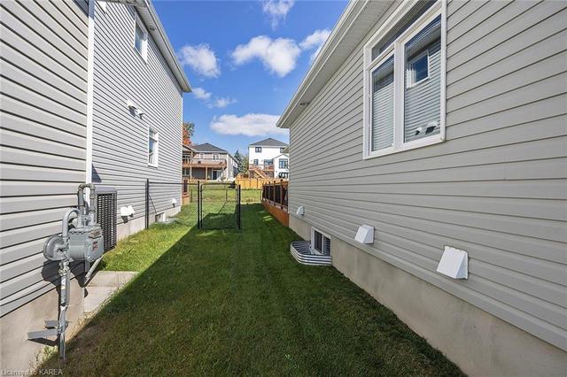 1646 Brookedayle Avenue, House detached with 3 bedrooms, 2 bathrooms and 2 parking in Kingston ON | Image 38