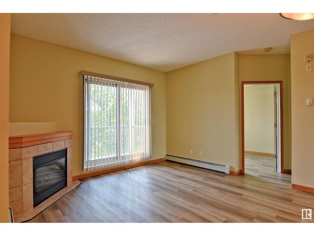 207 - 10118 95 St Nw, Condo with 2 bedrooms, 2 bathrooms and 1 parking in Edmonton AB | Image 6