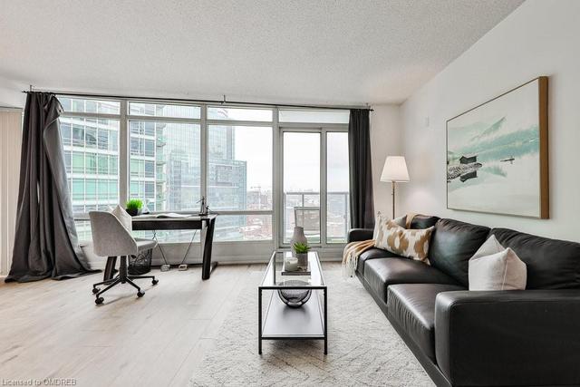 2701 - 373 Front Street West Street W, House attached with 1 bedrooms, 1 bathrooms and 1 parking in Toronto ON | Image 3