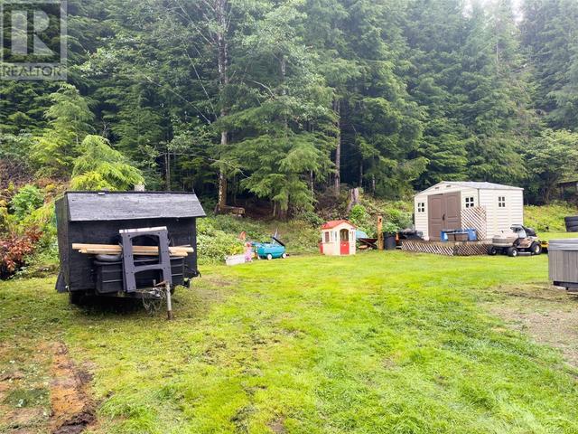 9265 Elk Dr, House detached with 4 bedrooms, 3 bathrooms and 6 parking in Port Hardy BC | Image 39
