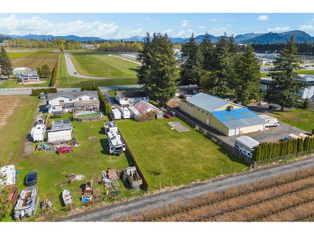 33120 Huntingdon Road, House detached with 5 bedrooms, 3 bathrooms and 15 parking in Abbotsford BC | Image 9