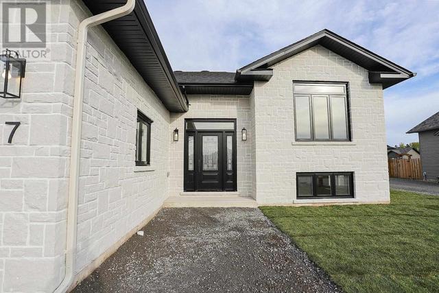7 Noah Dr, House detached with 3 bedrooms, 2 bathrooms and null parking in Sault Ste. Marie ON | Image 7