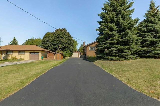 500 Larry Ave, House detached with 3 bedrooms, 1 bathrooms and 7 parking in Oshawa ON | Image 25