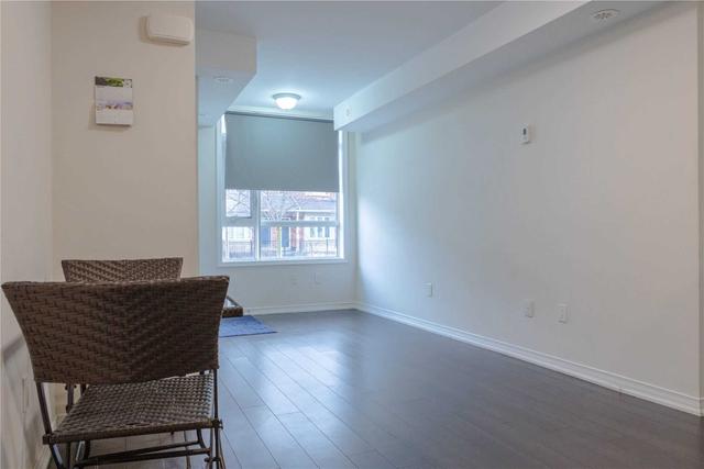 201 - 90 Orchid Place Dr, Townhouse with 1 bedrooms, 1 bathrooms and 1 parking in Toronto ON | Image 2