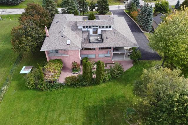 64 Dean Pl, House detached with 4 bedrooms, 5 bathrooms and 33 parking in Vaughan ON | Image 30
